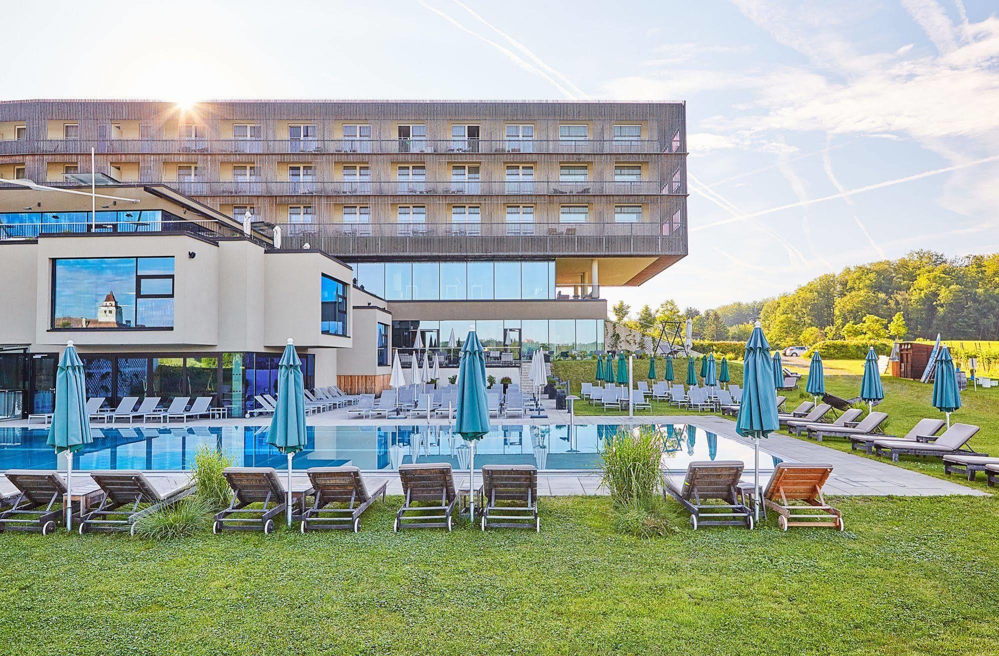 Loisium Wine & Spa Hotel Suedsteiermark Ehrenhausen Ngoại thất bức ảnh